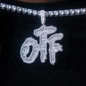 Colgante con el logotipo original de OTF