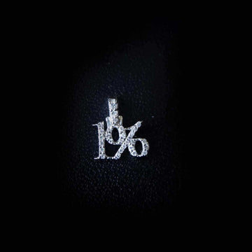 Solid Gold 1% Pendant in White Gold-VS Diamonds