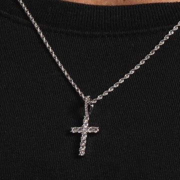 Colgante de cruz de microdiamantes de oro blanco macizo - Diamantes VS