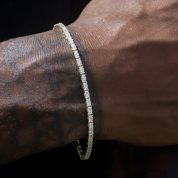 Pulsera de tenis de moissanita para hombre en vermeil de oro amarillo - 2mm