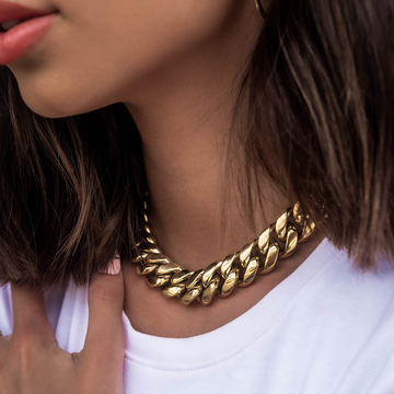 Cadena Cubana GLD Signature en Oro Amarillo - 19 mm