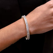 Brazalete tenis de baguette de diamantes en oro blanco - 6mm