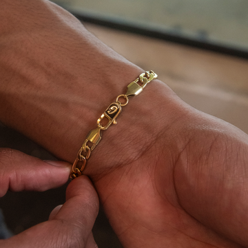 Pulsera Fígaro de oro amarillo - 6 mm