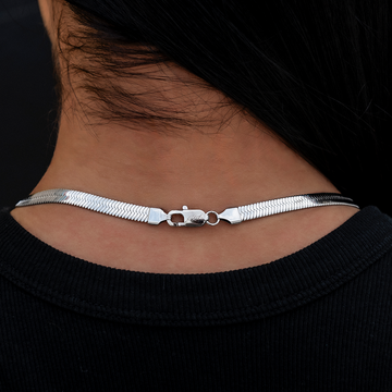 Collar de espiga en oro blanco - 6 mm