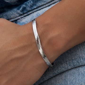 Pulsera de espiga en oro blanco - 4mm