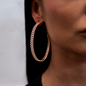 Pendientes de aro con pavé de diamantes en oro rosa