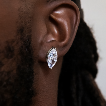 Pendientes de oro blanco con diamantes talla marquesa de 8 mm