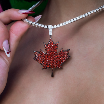 Colgante de Canadá con circonitas/diamantes