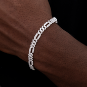 Pulsera Figaro de Diamantes en Oro Blanco- 6mm