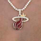 Colgante grande con el logo oficial de la NBA de los Miami Heat
