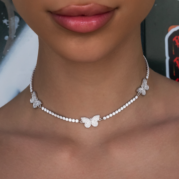 Collar de mariposa Micro Tennis en oro blanco