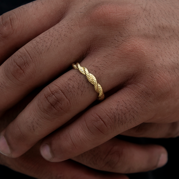 Anillo de cuerda de 4MM en oro amarillo
