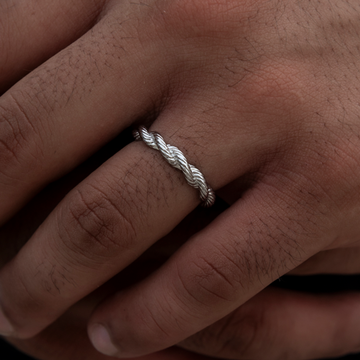 Anillo de cuerda de 4 mm en oro blanco