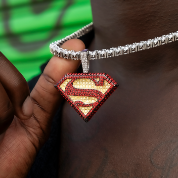 Colgante oficial del logo de Superman de DC Comics