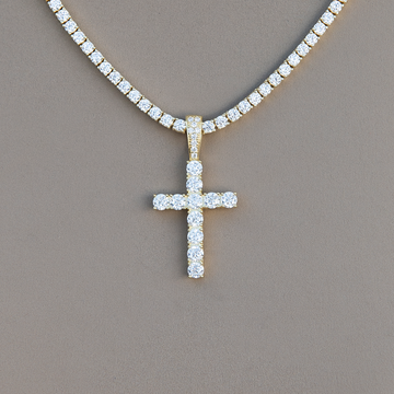 Colgante de cruz de moissanita con diamante para mujer en vermeil de oro amarillo