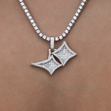 GLD Star Pendant in White Gold