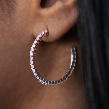 Aretes de aro Eternity en oro rosado de 2 mm