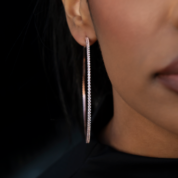 Aretes de aro Eternity en oro rosado de 2 mm