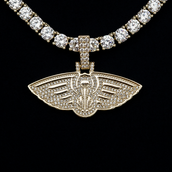 New Orleans Pelicans Official NBA Micro Logo Pendant in Yellow Gold