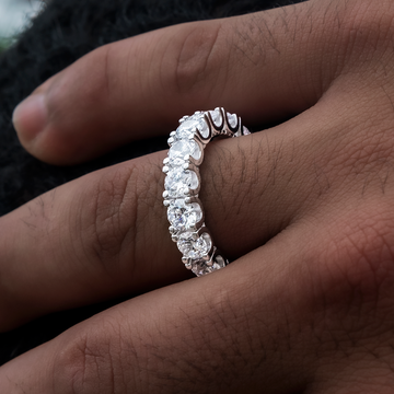 Anillo de banda de eternidad de 5 mm en vermeil de oro blanco
