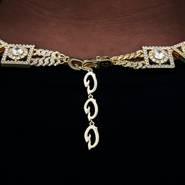 Cadena Eslabones con Diamantes Halo Apilados en Oro Amarillo