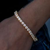 Pulsera de tenis de oro amarillo de 3 puntas