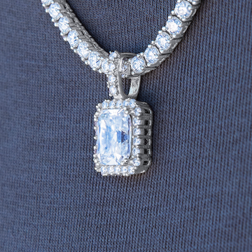 Colgante de moissanita y microdiamantes para hombre en vermeil de oro blanco
