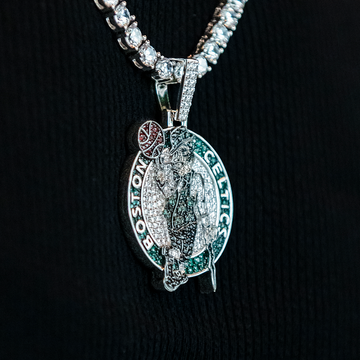 Colgante con el logo principal oficial de los Boston Celtics de la NBA - Oro blanco