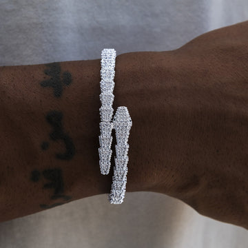 Diamond Snake Bracelet in White Gold