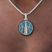 Colgante con el logo oficial de la WNBA de Chicago Sky en oro amarillo