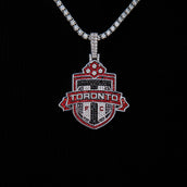 Colgante oficial del logo de Toronto FC de la MLS en oro blanco