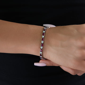 Pulsera de tenis Baguette de rubí en oro blanco - 4 mm