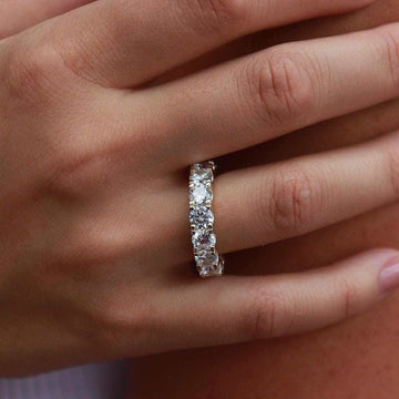 Anillo de banda de diamantes de una sola capa de 5 mm