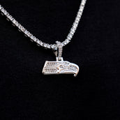 Colgante de micro logo oficial de la NFL de los Seattle Seahawks