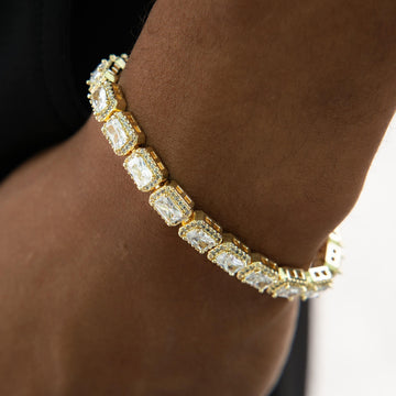 Iced Cushion Cut Tennis Bracelet in Yellow Gold - 7MM