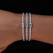 Juego de tres pulseras de tenis con piedras de hielo de colores en oro blanco - 2 mm