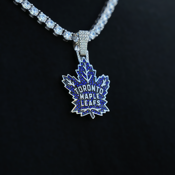 Colgante con el logo oficial de los Toronto Maple Leafs de la NHL en oro blanco