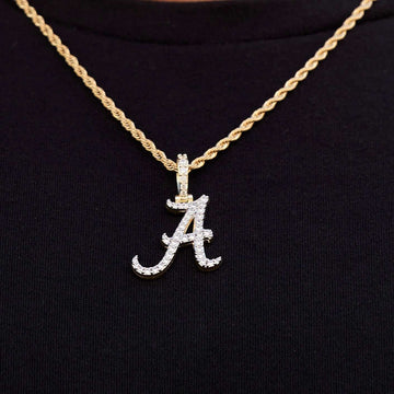 Colgante de micro logo oficial de la NCAA Alabama Crimson Tide - Oro amarillo