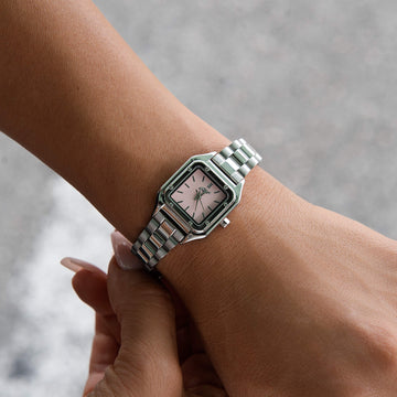Reloj con correa de piedra rosa helada Visionary de 39 mm - Oro blanco