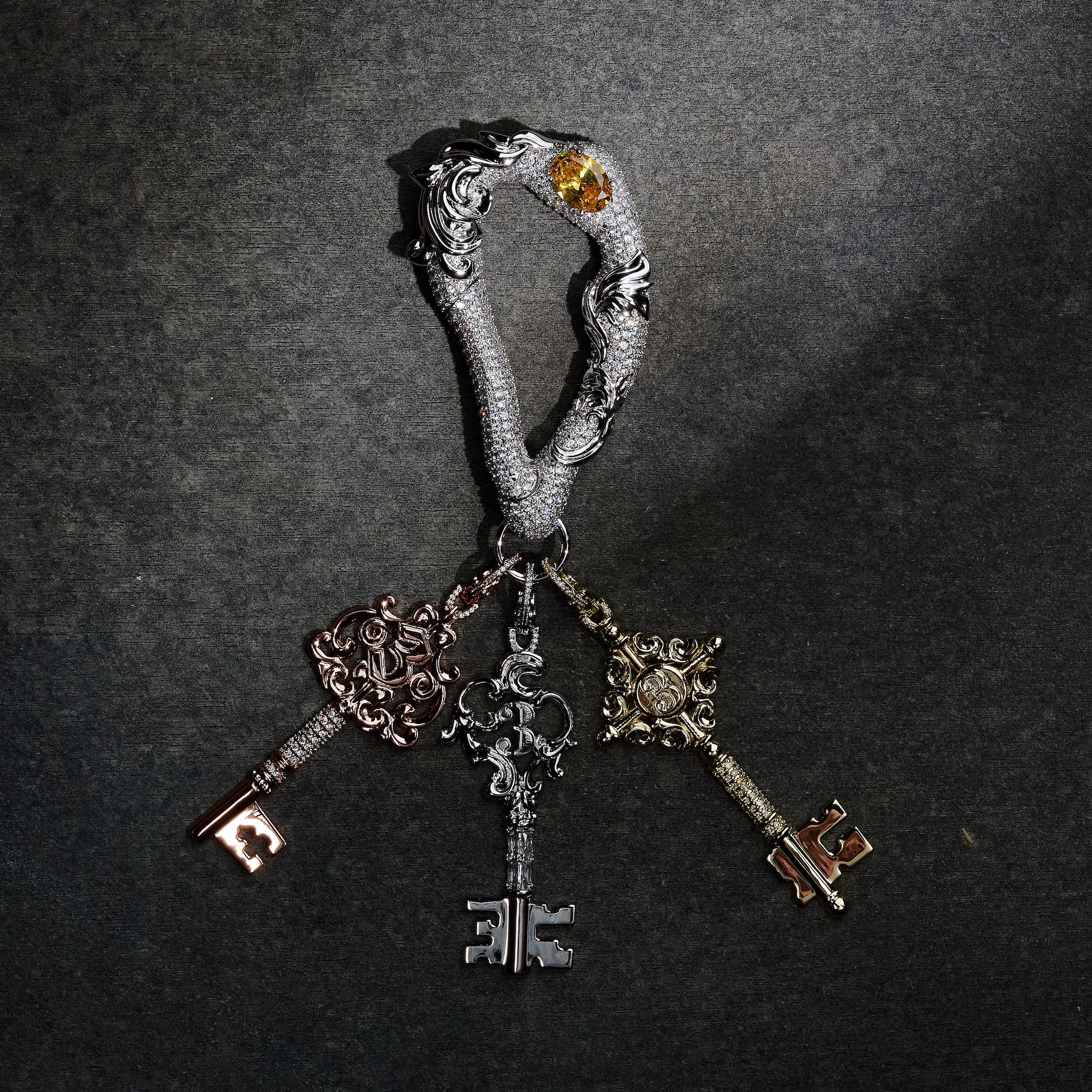 IVXLCDM ネックレス XOLO トムウッド GARNI SAAD A&G GLD X Bloody Osiris Moissanite Carabiner + Key Clip On Bundle- The