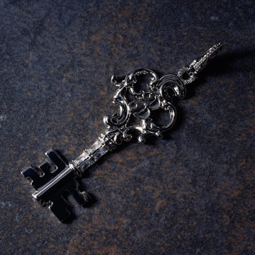 GLD X Bloody Osiris Lab Diamond Key Clip On en Oro Blanco Sólido