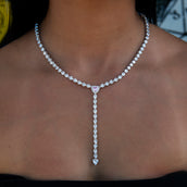 Gargantilla con corazón rosa de oro blanco