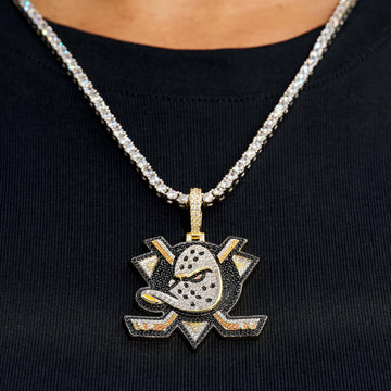Colgante del logo oficial de los Anaheim Ducks de la NHL en oro amarillo