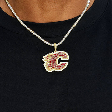 Colgante con el logotipo oficial de los Calgary Flames de la NHL en oro amarillo