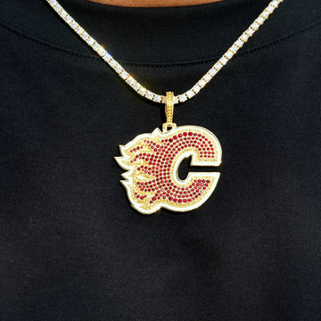 Colgante con el logotipo oficial de los Calgary Flames de la NHL en oro amarillo
