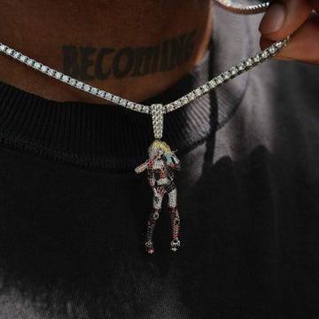 Colgante oficial de Harley Quinn de DC Comics en oro blanco