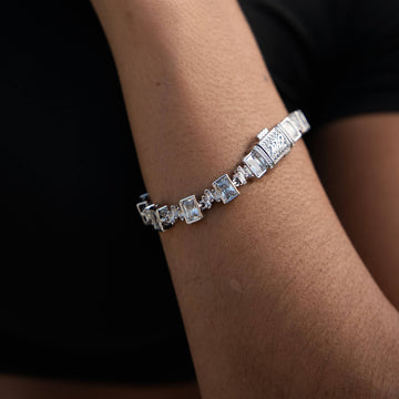Diamond Square Cut Tennis Chain Bracelet in White Gold