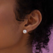 Aretes de oro amarillo con diamantes de talla redonda de 14 quilates