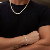 Paquete de collar y pulsera de tenis microagrupados en oro amarillo