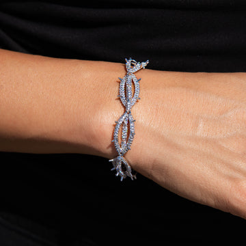 Pulsera Corona de Espinas Helada en Oro Blanco